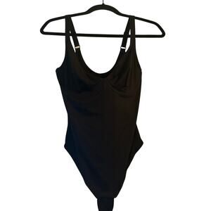 NWOT Black Tank Style Bodysuit Thong Adjustable Straps Shapewear Size Medium